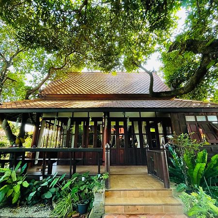 Baan Lhang Wangh บ้านหลังวัง Phitsanulok Ngoại thất bức ảnh