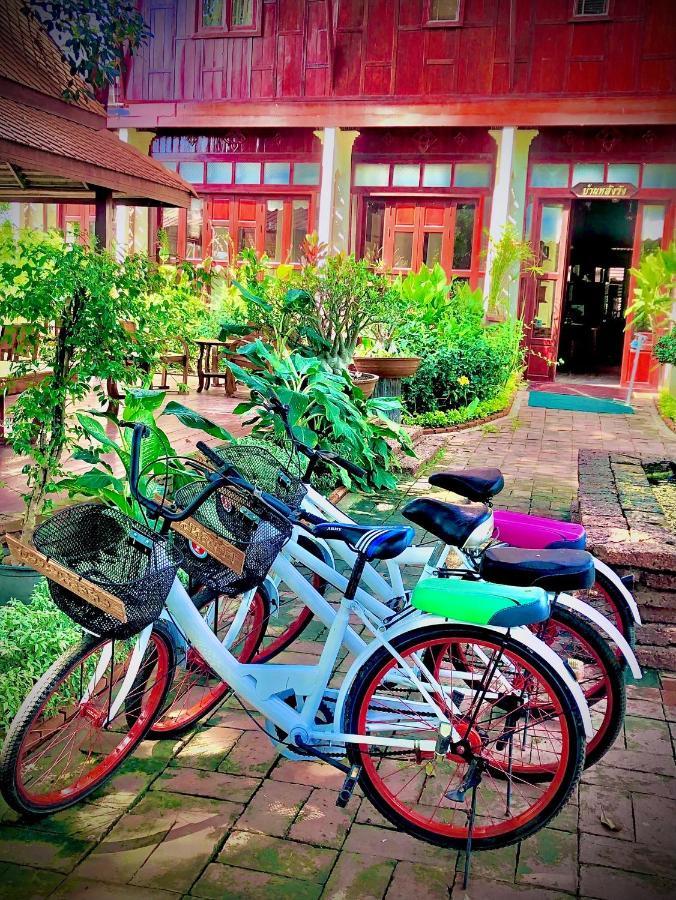 Baan Lhang Wangh บ้านหลังวัง Phitsanulok Ngoại thất bức ảnh